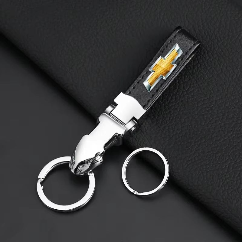 Hand Woven Leather Metal Car Keychain for Colorado Sonic Aveo Cruze Epica Lova Camaro Impala 2 3 4 5 Car Accessories