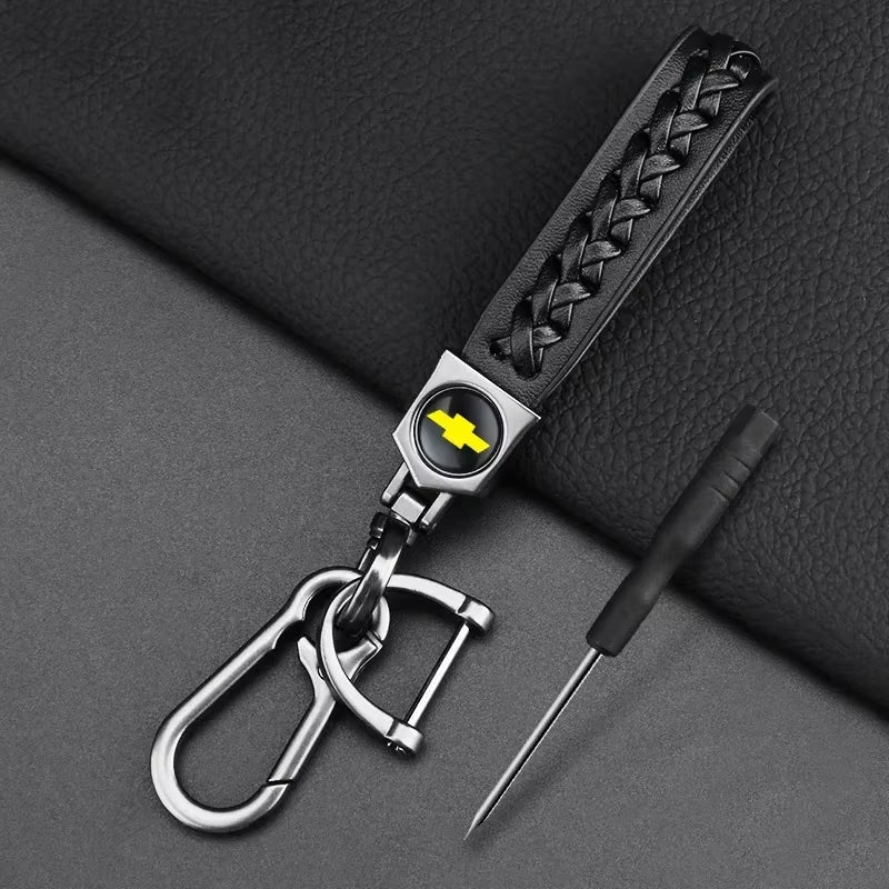 Hand Woven Leather Metal Car Keychain for Colorado Sonic Aveo Cruze Epica Lova Camaro Impala 2 3 4 5 Car Accessories